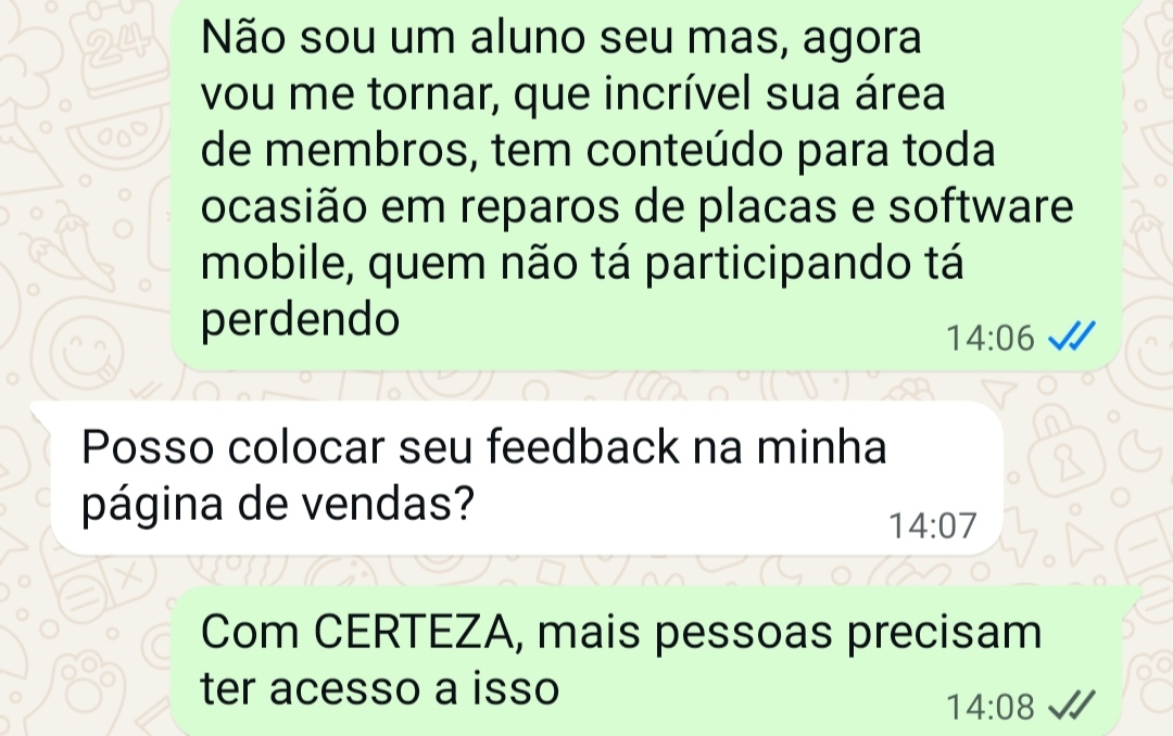 Print de conversa no WhatsApp em que o aluno autoriza o uso do depoimento na página de vendas